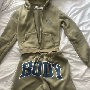 Body by Raven sweatsuit set